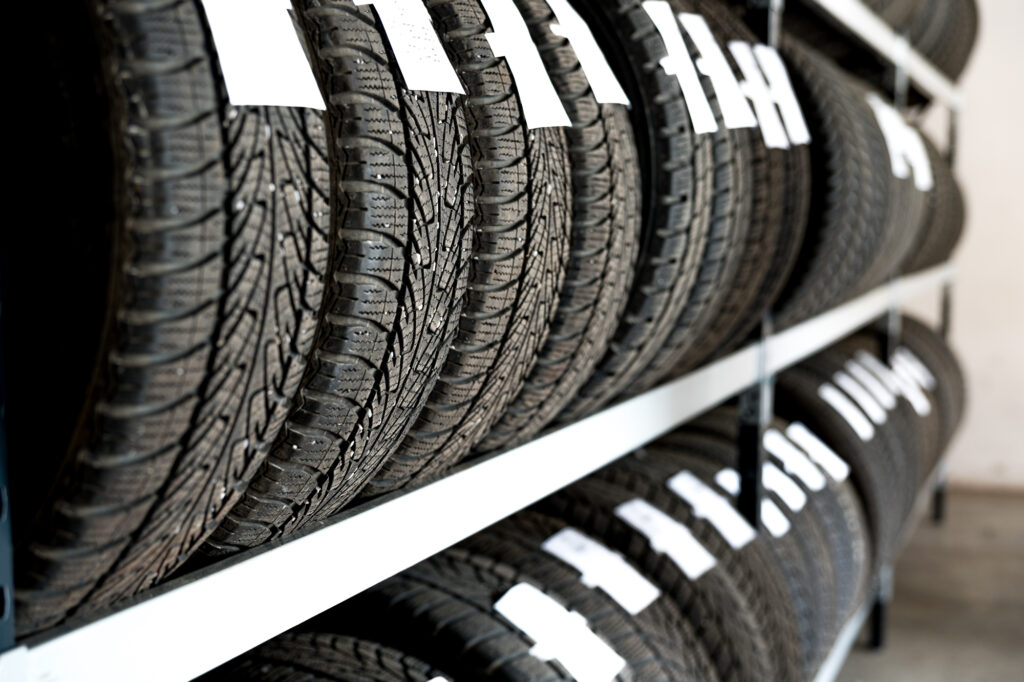 Deposito Gomme Maroni Turismo Officina Falck